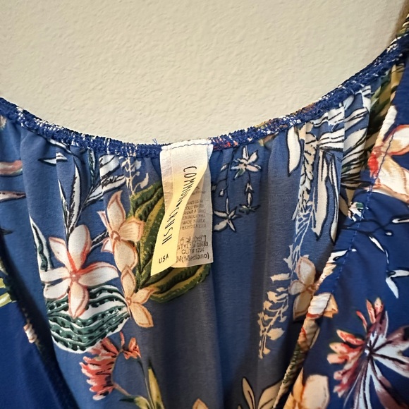 Aloha Off the shoulder Romper/dress - Med - Picture 3 of 4